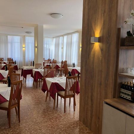 Hotel Karibe 비비오네 외부 사진